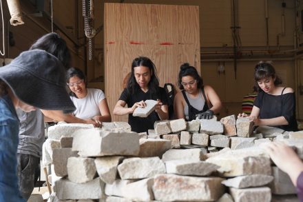 Students building a mintar. Nida Sinnokrot, Course 4.314:5 | Advanced Workshop in Artistic Practice and Transdisciplinary Research, Spring 2019. Photo- Gary Zhexi Zhang