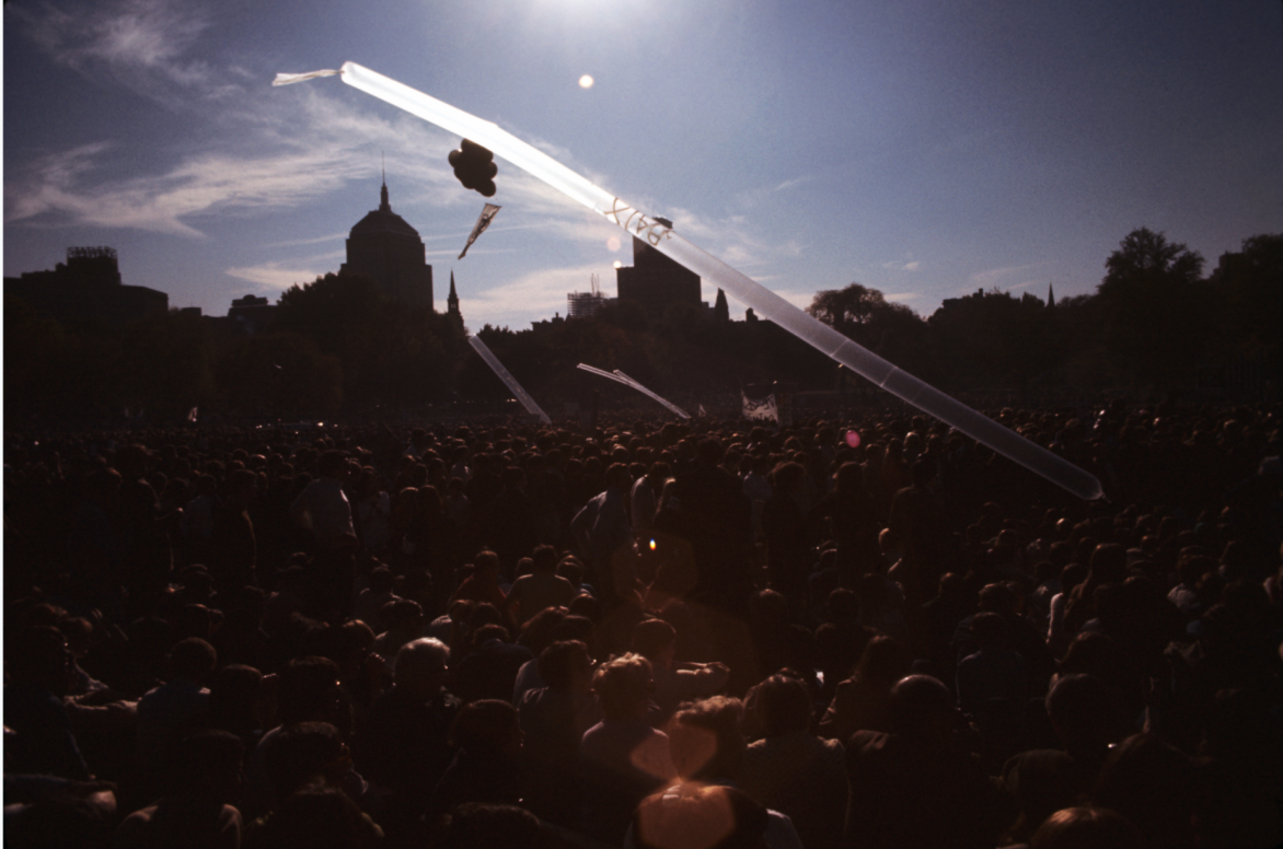 Otto Piene, Peace inflatables, Anti-war protest, Boston Common, 1969.