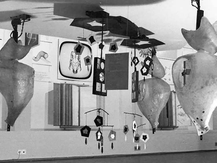 Gordon Pask, The Colloquy of Mobiles, 1968, installation view Cybernetic Serendipity, ICA London, © Gordon Pask, Jasia Reichardt, Institute for Contemporary History, University of Vienna